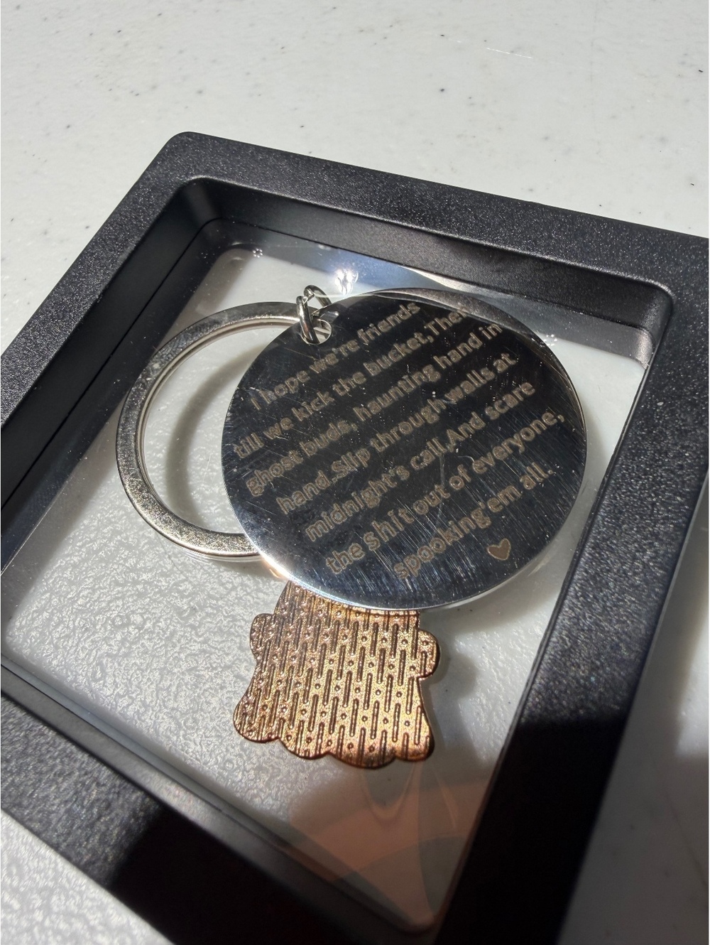 Round Carbon Fiber Keychain in Gift Box